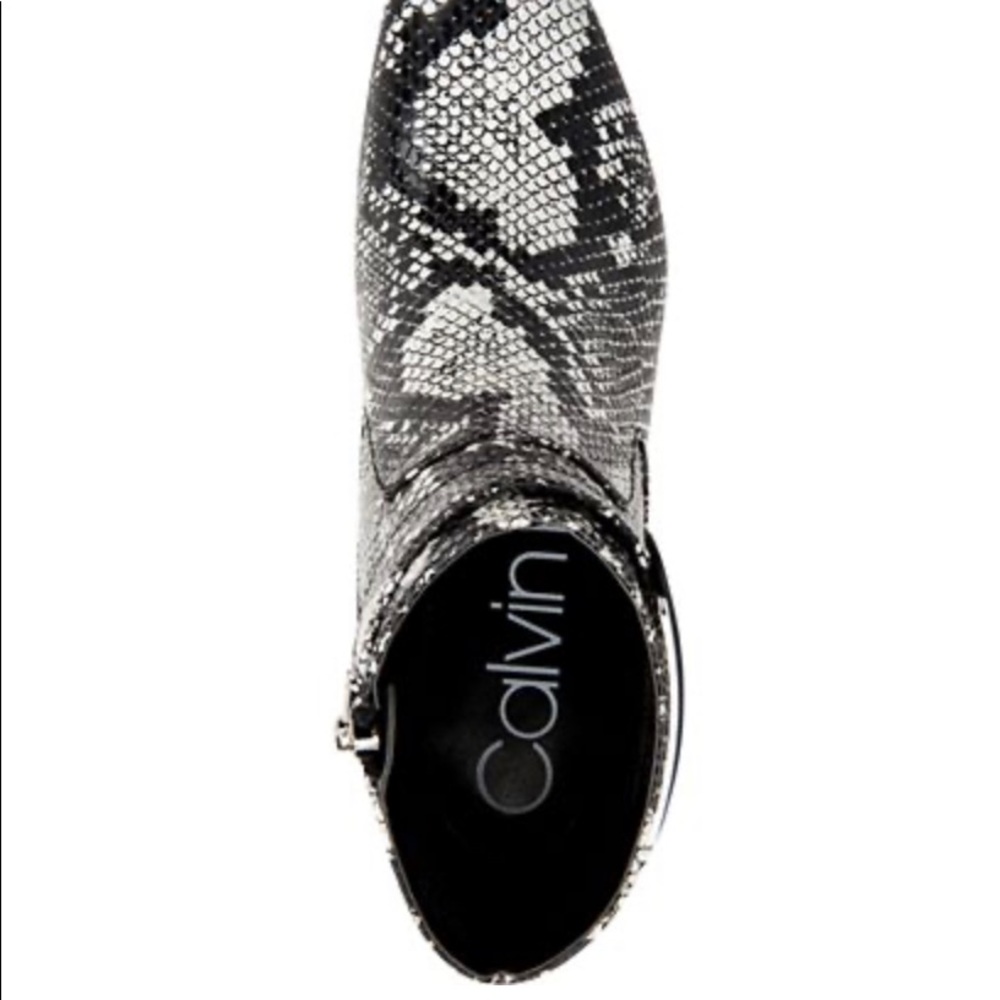 Calvin KleinWomen's Cattee Booties - Picture 4 of 6